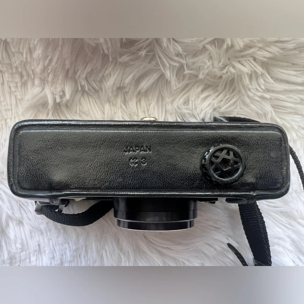 Minolta Hi-Matic AF2 35MM Film Camera - PARTS